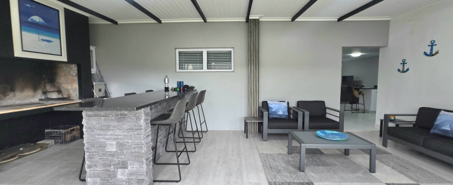 4 Bedroom Property for Sale in Franskraal Western Cape